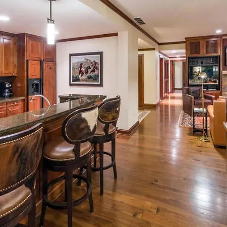 The Ritz-Carlton 3Br Residence 8304: Ski-In/Ski-Out Resort In Aspen With Courtyard View